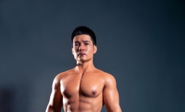 奇她全硅胶头身一体男娃