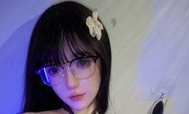 楚琳想让你牵她