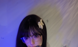 楚琳想让你牵她