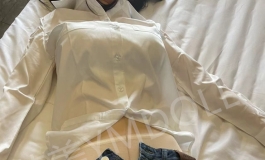 日常晒娃之牛仔裤配白衬衫，JK裙和OL灰裙，坐标重庆