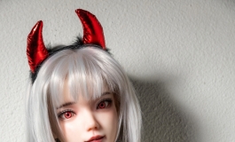 小魔女，头身一体女娃，奇她娃娃:金妮