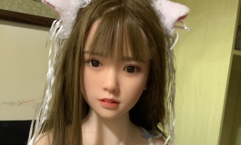 在快手发现一个小姐姐和serdoll的茉莉好像