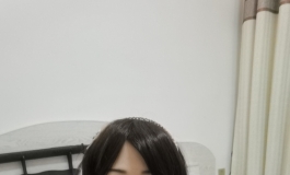 婉秋玩仙女棒