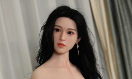 白天她是office lady 入夜摇身一变闺房欲女