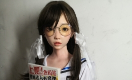 话说眼镜是不是暴雨娃的标配：文艺青年猫～