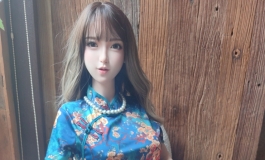 外景实拍，旗袍美女