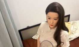 旗袍黑丝，初中英语老师就经常穿的这么骚