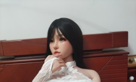 冰4性感白色旗袍
